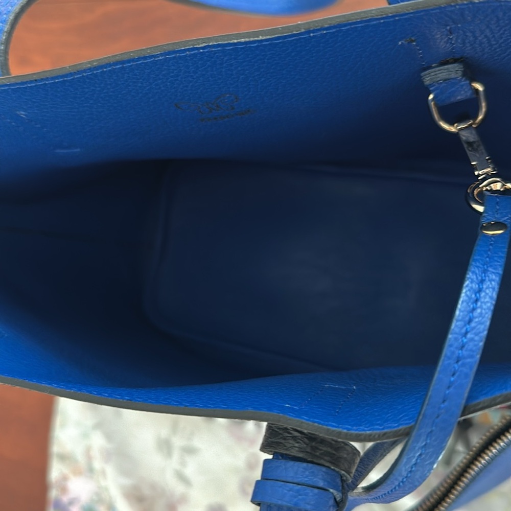 Johnny Was Multicolor Tote Bag with Blue Pouch - Picture 3 of 8